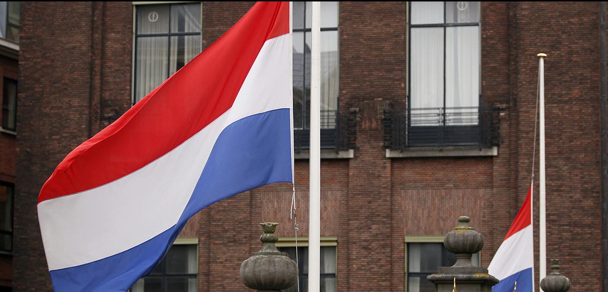 Bandeira da Holanda (Foto: Michael Kooren/Reuters) Bandeira da Holanda