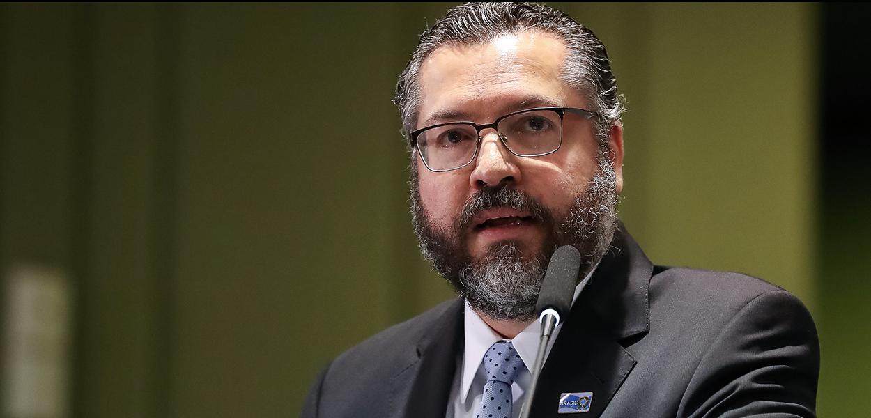 (BrasÃlia - DF, 03/05/2019) Palavras do Ministro das Relações Exteriores, Embaixador Ernesto Araújo. (Foto: Marcos Corrêa/PR) (BrasÃlia - DF, 03/05/2019) Palavras do Ministro das Relações Exteriores, Embaixador Ernesto Araújo.