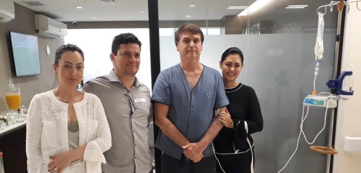 Moro visita Bolsonaro no hospital (Foto: Divulgação/Twitter) Moro visita Bolsonaro no hospital