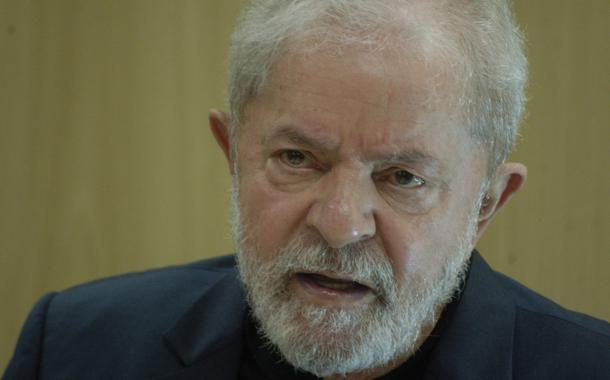 Lula em entrevista na sede da Polícia Federal em Curitiba (Foto: Felipe L. Gonçalves/ Brasil247) Lula em entrevista na sede da Polícia Federal em Curitiba