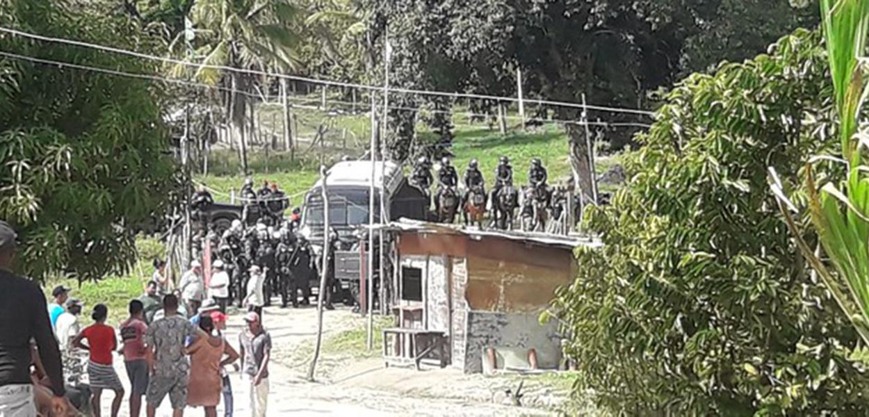 Mandado de reintegração de posse foi expedido em fevereiro deste ano (Foto: Comunicação MST) Mandado de reintegração de posse foi expedido em fevereiro deste ano