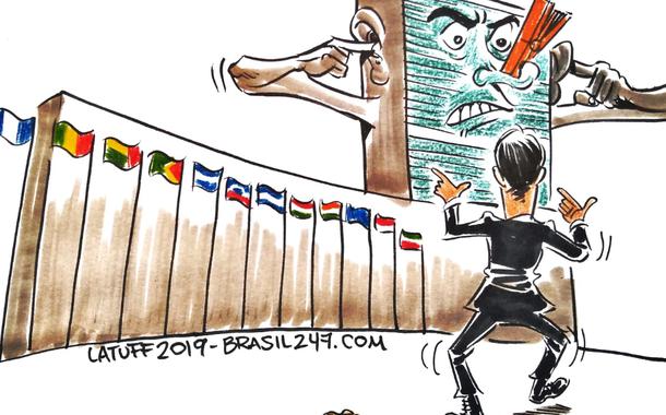 (Foto: Carlos Latuff - Bolsonaro na ONU)