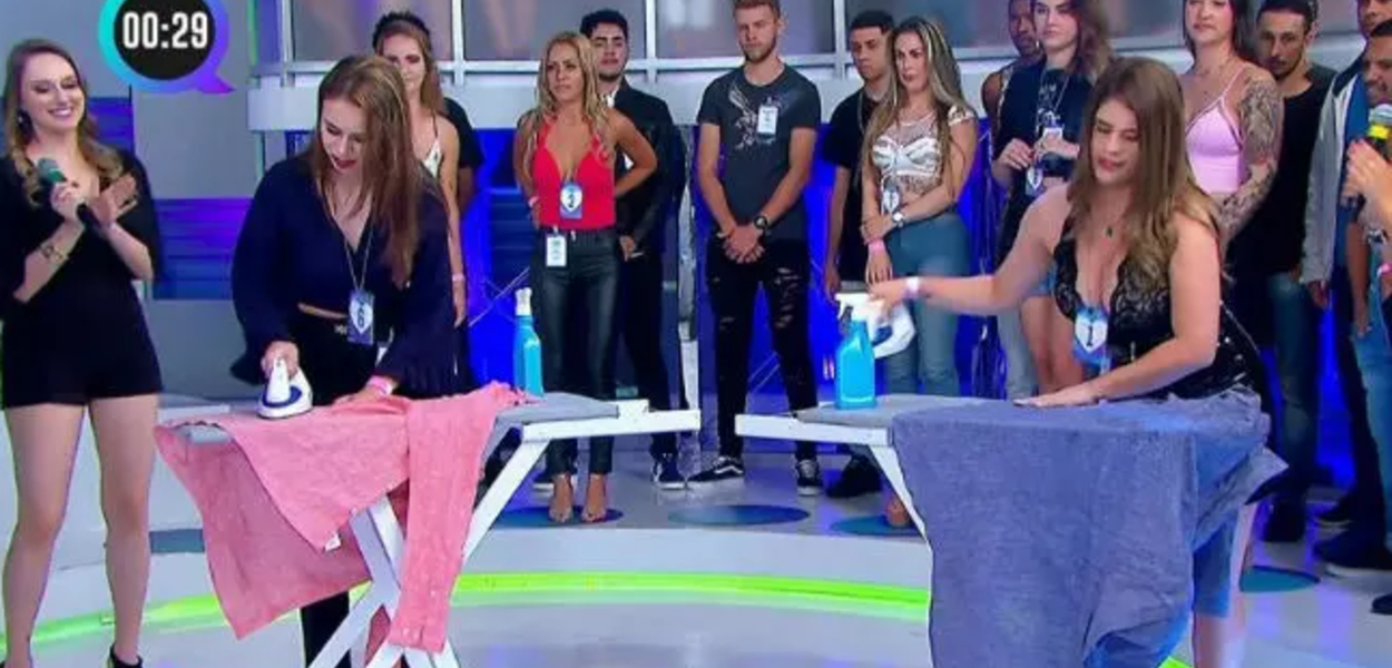 Cena do programa "Domingo Legal" do SBT (Foto: Reprodução/SBT) Cena do programa "Domingo Legal" do SBT
