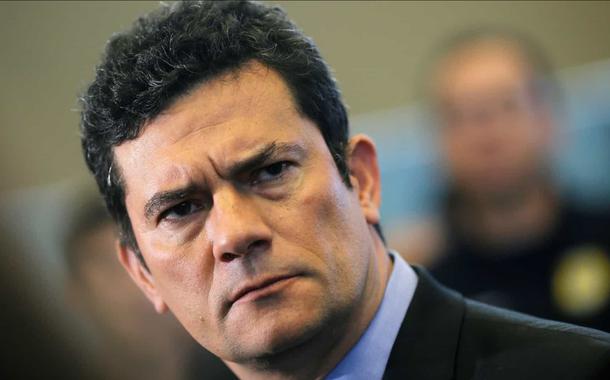 O Judiciário no Fundo do Poço (Foto: Reuters) O Judiciário no Fundo do Poço