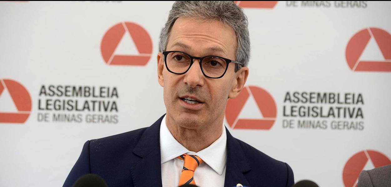 Cerimônia de posse do novo Governador e Vice-Governador na assembléia legislativa.
Data: 01-01-19
local: Assembléia Legislativa
Foto: Omar Freire/Imprensa MG (Foto: OMAR FREIRE/Imprensa MG) Cerimônia de posse do novo Governador e Vice-Governador na assembléia legislativa.
Data: 01-01-19
local: Assembléia Legislativa
Foto: Omar Freire/Imprensa MG