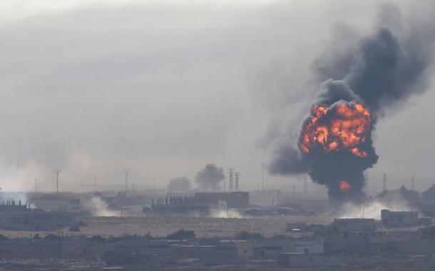 Ataque turco à Síria (Foto: Stoyan Nenov/Reuters) Ataque turco à Síria