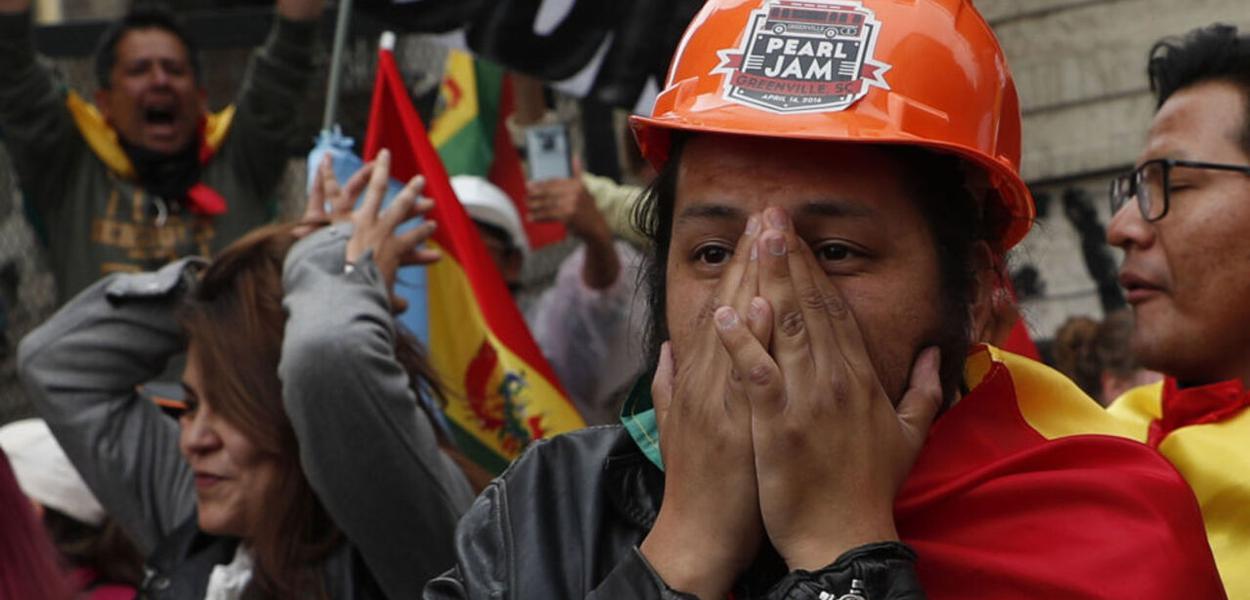 Manifestantes na Bolívia (Foto: AP Photo / Juan Karita) Manifestantes na Bolívia