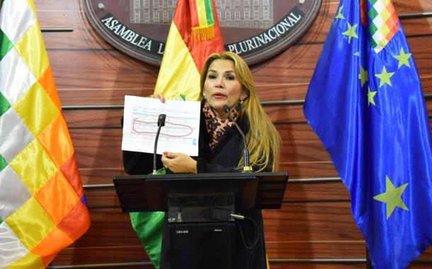 A senadora boliviana Jeanine Añez se autoproclama presidente da Bolívia (Foto: Facebook/Divulgação) A senadora boliviana Jeanine Añez se autoproclama presidente da Bolívia