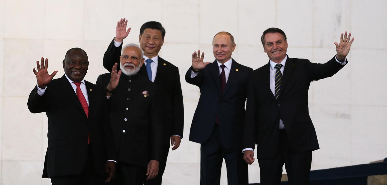 Presidentes do Brasil, China, Rússia, Índia e África do Sul (Foto: Valter Campanato/Agência Brasil) Presidentes do Brasil, China, Rússia, Índia e África do Sul
