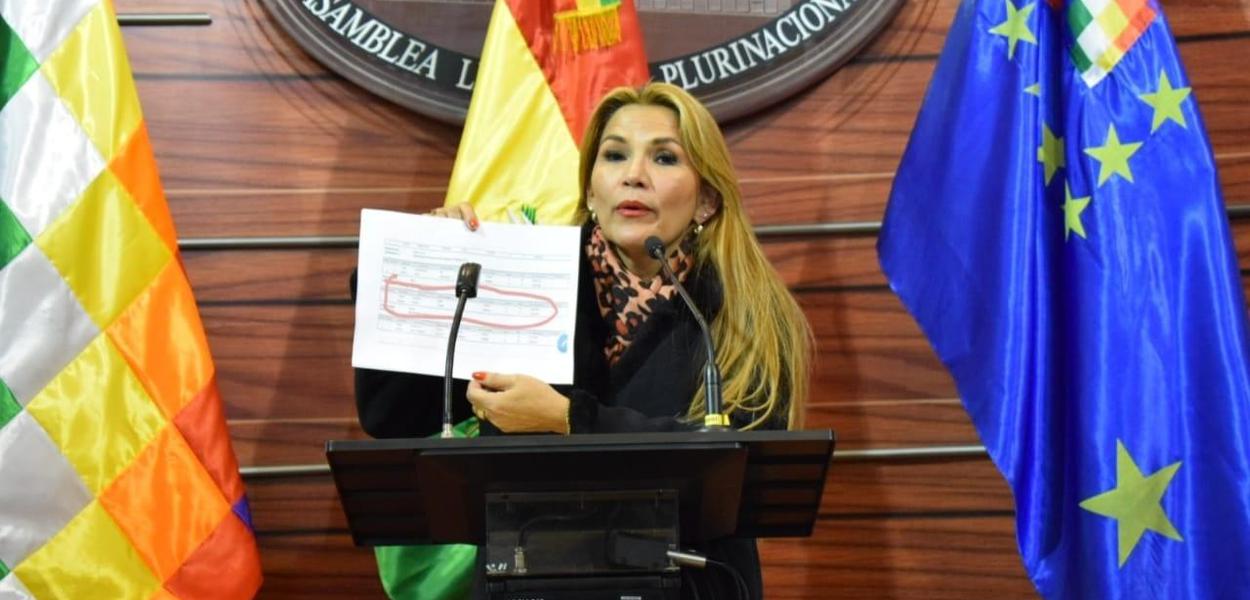 A senadora boliviana Jeanine Añez se autoproclama presidente da Bolívia (Foto: Facebook/Divulgação) A senadora boliviana Jeanine Añez se autoproclama presidente da Bolívia