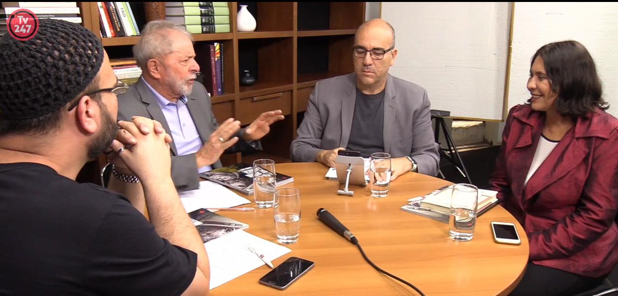 Ex-presidente Lula fala à TV 247 (Foto: Reprodução/vídeo) Ex-presidente Lula fala à TV 247