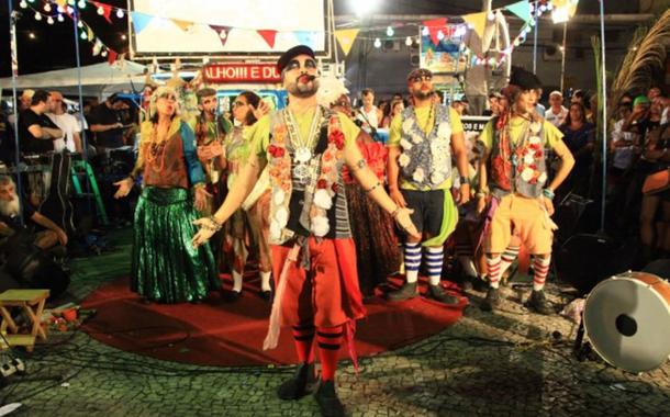 Teatro na rua (Foto: Miguel Igreja/Divulgação) Teatro na rua