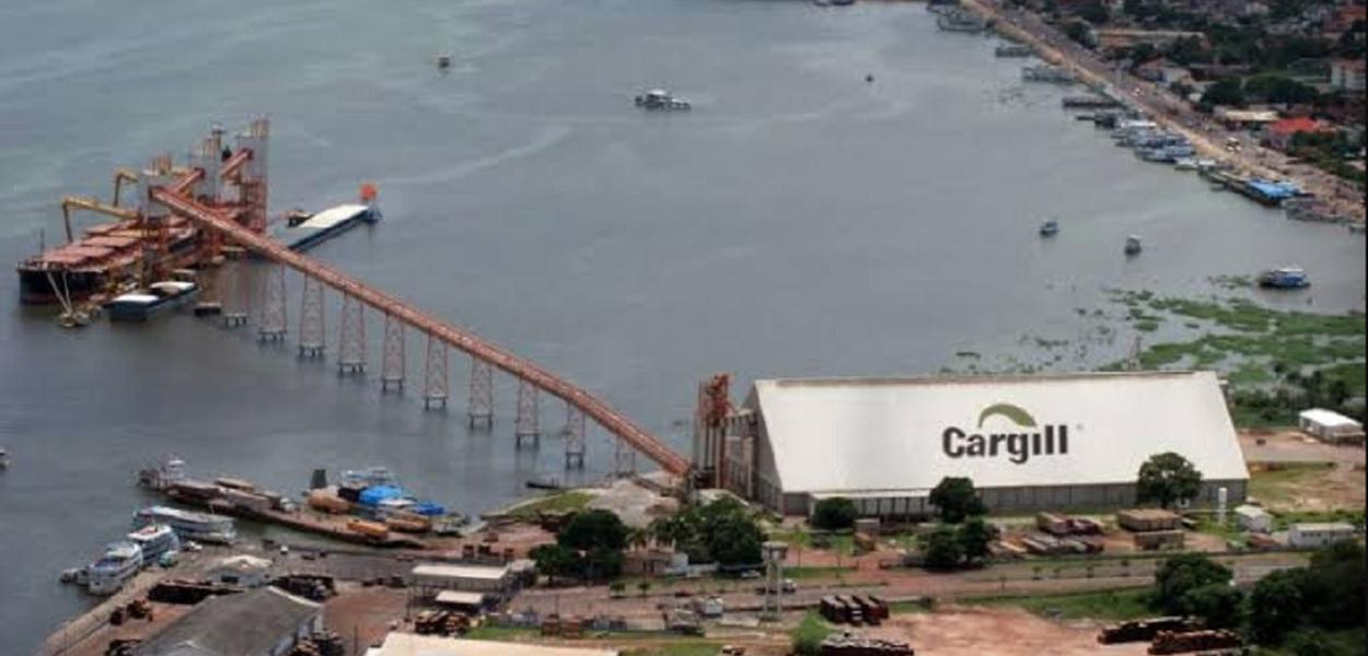 Terminal da Cargill em Santarém (Foto: Arquivo/Greenpeace) Terminal da Cargill em Santarém