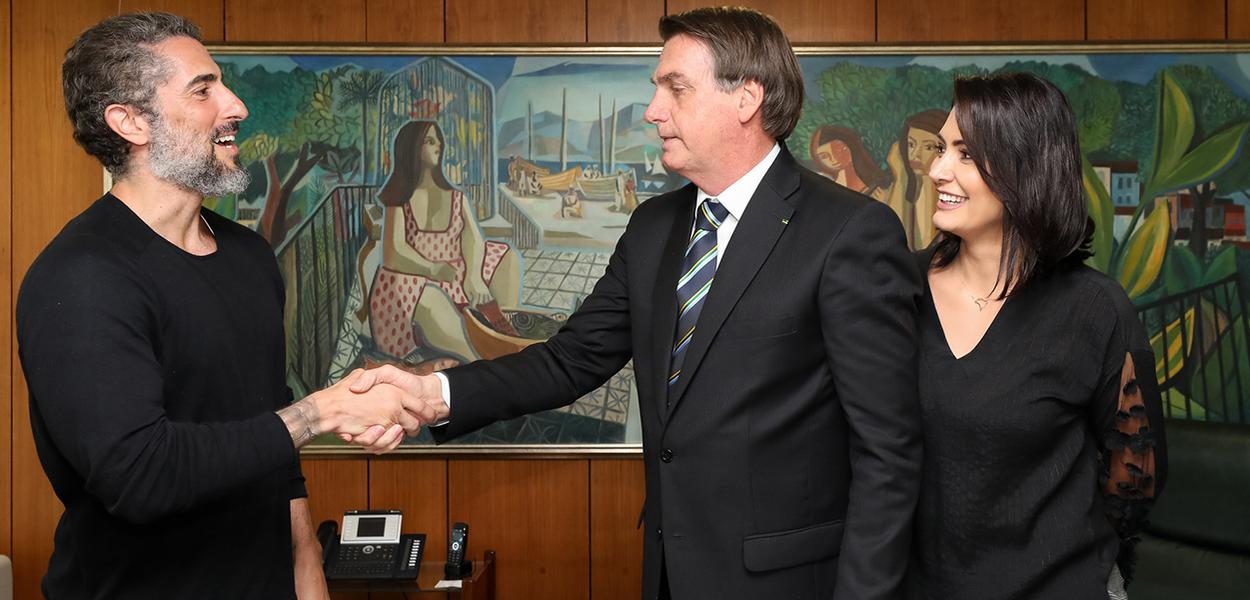 Jair Bolsonaro, recebe o apresentador, Marcos Mion, no gabinete Presidencial. (Foto: Marcos Corrêa/PR) Jair Bolsonaro, recebe o apresentador, Marcos Mion, no gabinete Presidencial.