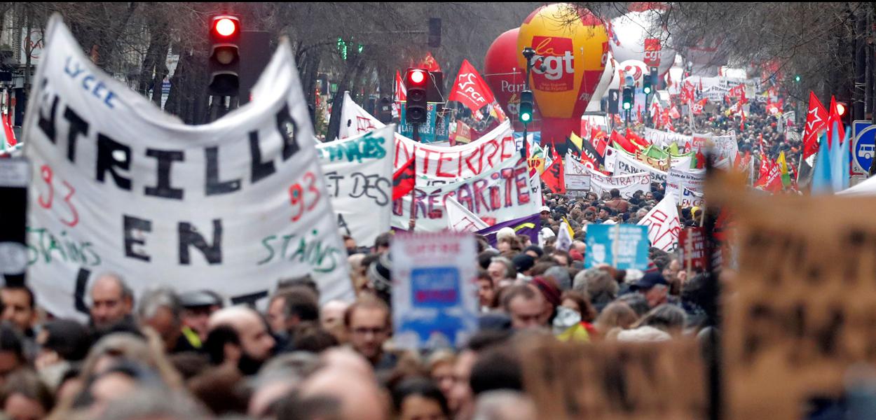 Protesto de sindicatos franceses contra reforma da Previdência em Paris
09/01/2020
REUTERS/Charles Platiau (Foto: CHARLES PLATIAU/REUTERS) Protesto de sindicatos franceses contra reforma da Previdência em Paris
09/01/2020
REUTERS/Charles Platiau