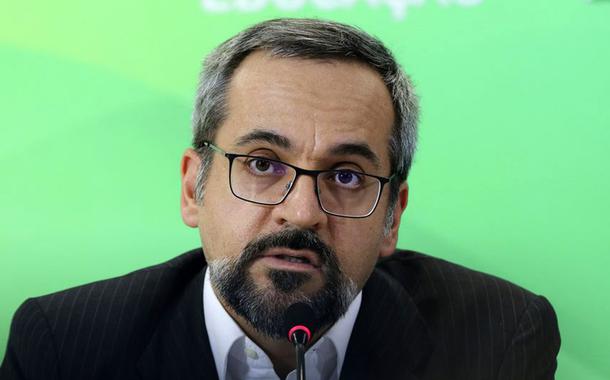 Weintraub diz que vai pegar fundo da Lava Jato para o MEC. (Foto: Fabio Rodrigues Pozzebom/Agência Brasil) Weintraub diz que vai pegar fundo da Lava Jato para o MEC.