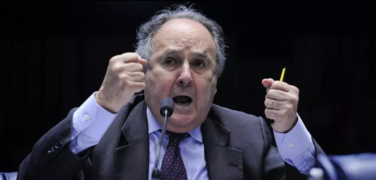 Cristovam: “Como a esquerda elegeu a direita no Brasil”. (Foto: Edmilson Rodrigues/Agência Senado) Cristovam: “Como a esquerda elegeu a direita no Brasil”.
