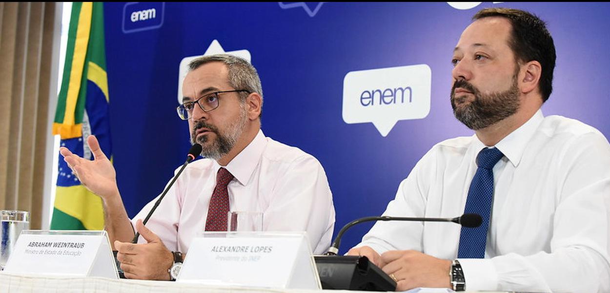 Ministro da Educação, Abraham Weintraub, e o Alexandre Lopes, presidente do Inep (Foto: Luis Fortes/MEC) Ministro da Educação, Abraham Weintraub, e o Alexandre Lopes, presidente do Inep