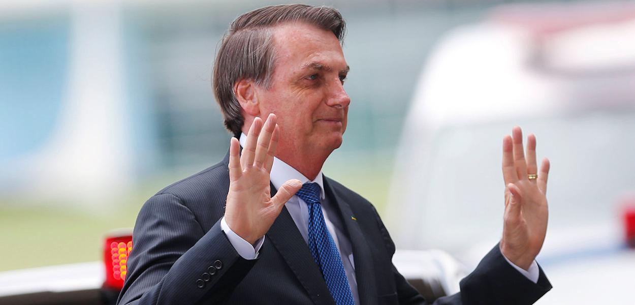 Brazil's President Jair Bolsonaro gestures as he leaves the Alvorada Palace in Brasilia, Brazil December 12, 2019. REUTERS/Adriano Machado (Foto: Reuters) Brazil's President Jair Bolsonaro gestures as he leaves the Alvorada Palace in Brasilia, Brazil December 12, 2019. REUTERS/Adriano Machado
