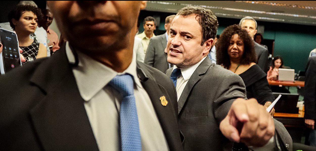 Glauber é denunciado ao Conselho de Ética. (Foto: Mídia NINJA) Glauber é denunciado ao Conselho de Ética.