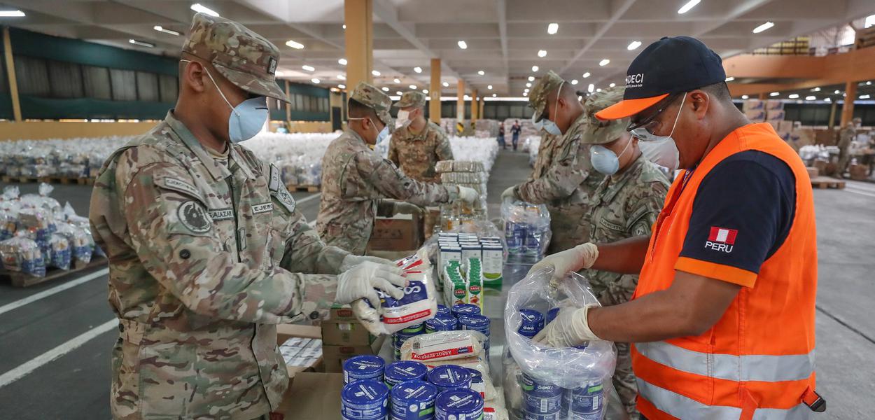 (Foto: Luis Enrique Saldaña/Peruvian Ministry of Defense/AFP)