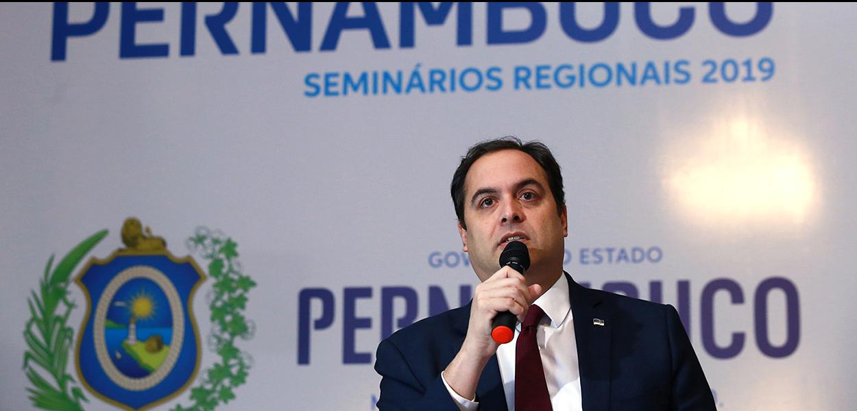 Estado comandado por Paulo Câmara está em fase de aceleração dos casos de coronavírus, com mais de 2 mil confirmações (Foto: Hélia Scheppa/SEI) Estado comandado por Paulo Câmara está em fase de aceleração dos casos de coronavírus, com mais de 2 mil confirmações