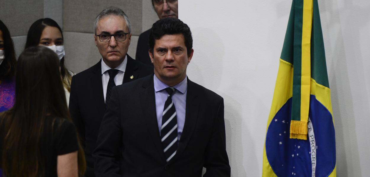 O ministro da Justiça e Segurança Pública, Sergio Moro, fala à imprensa (Foto: Marcello Casal JrAgência Brasil) O ministro da Justiça e Segurança Pública, Sergio Moro, fala à imprensa