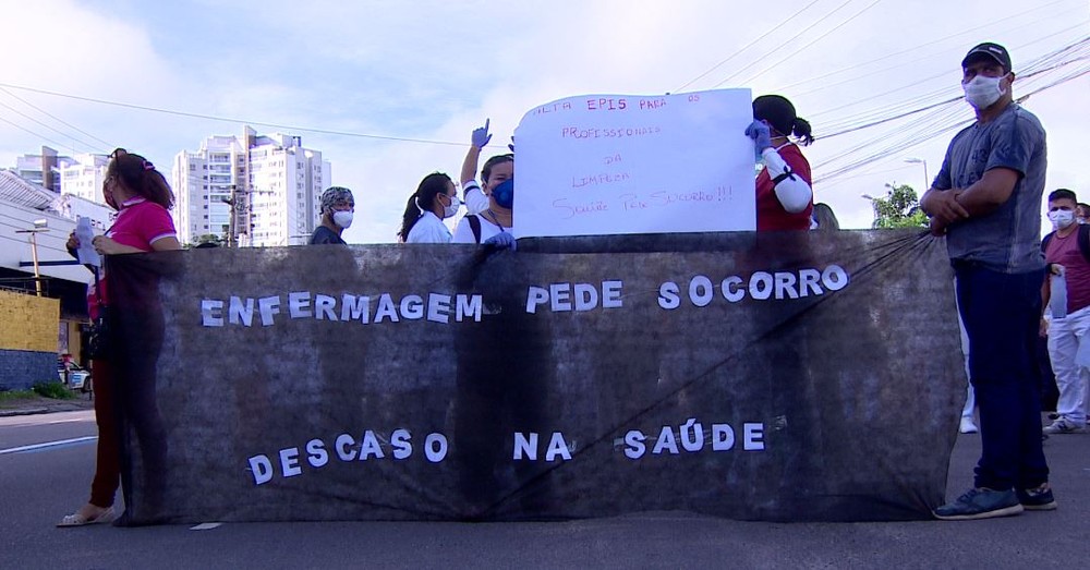 Protesto de enfermeiros em Manaus (Foto: Rede Amazônica/Reprodução) Protesto de enfermeiros em Manaus