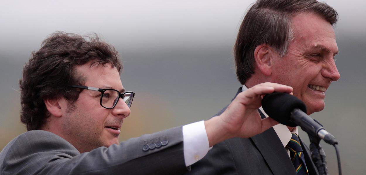 Fabio Wajngarten e Jair Bolsonaro (Foto: Reuters) Fabio Wajngarten e Jair Bolsonaro