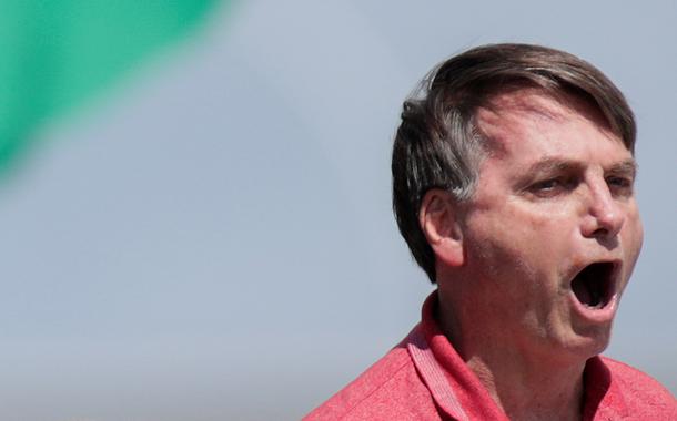 Bolsonaro fala a apoiadores durante manifestação em Brasília (Foto: REUTERS/Ueslei Marcelino) Bolsonaro fala a apoiadores durante manifestação em Brasília