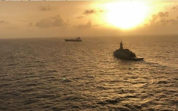 O navio iraniano "Cravo" entra nas águas territoriais venezuelanas carregando combustíveis (Foto: Telesul) O navio iraniano "Cravo" entra nas águas territoriais venezuelanas carregando combustíveis