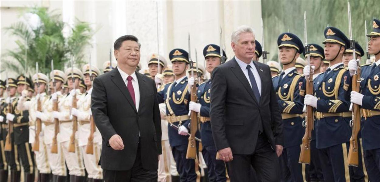 Xi Jinping, presidente da China e Díaz-Canel, de Cuba (Foto: Xinhua) Xi Jinping, presidente da China e Díaz-Canel, de Cuba