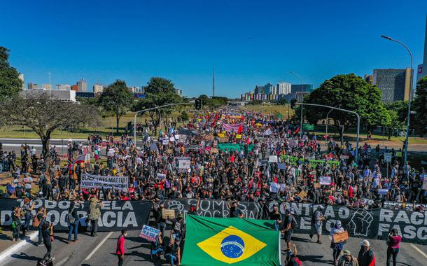 Manifestação antifascista e antirracista em Brasília no domingo, 7 de junho (Foto: Ricardo Stuckert) Manifestação antifascista e antirracista em Brasília no domingo, 7 de junho