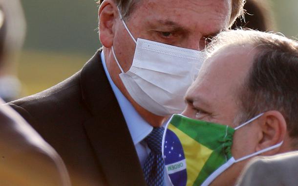 Presidente Jair Bolsonaro e ministro interino da Saúde, Eduardo Pazuello 09/06/2020 (Foto: REUTERS/Adriano Machado) Presidente Jair Bolsonaro e ministro interino da Saúde, Eduardo Pazuello 09/06/2020