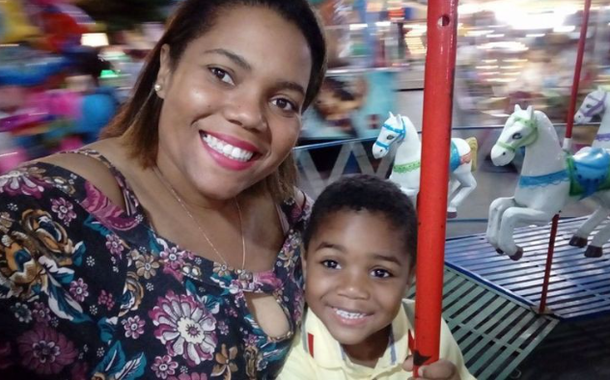 MIRTES QUIS IR À UNIVERSIDADE E NÃO CONSEGUIU: PASSOU A TALHAR PARA MIGUEL UM FUTURO QUE NÃO LHE FOI POSSÍVEL MIRTES QUIS IR À UNIVERSIDADE E NÃO CONSEGUIU: PASSOU A TALHAR PARA MIGUEL UM FUTURO QUE NÃO LHE FOI POSSÍVEL