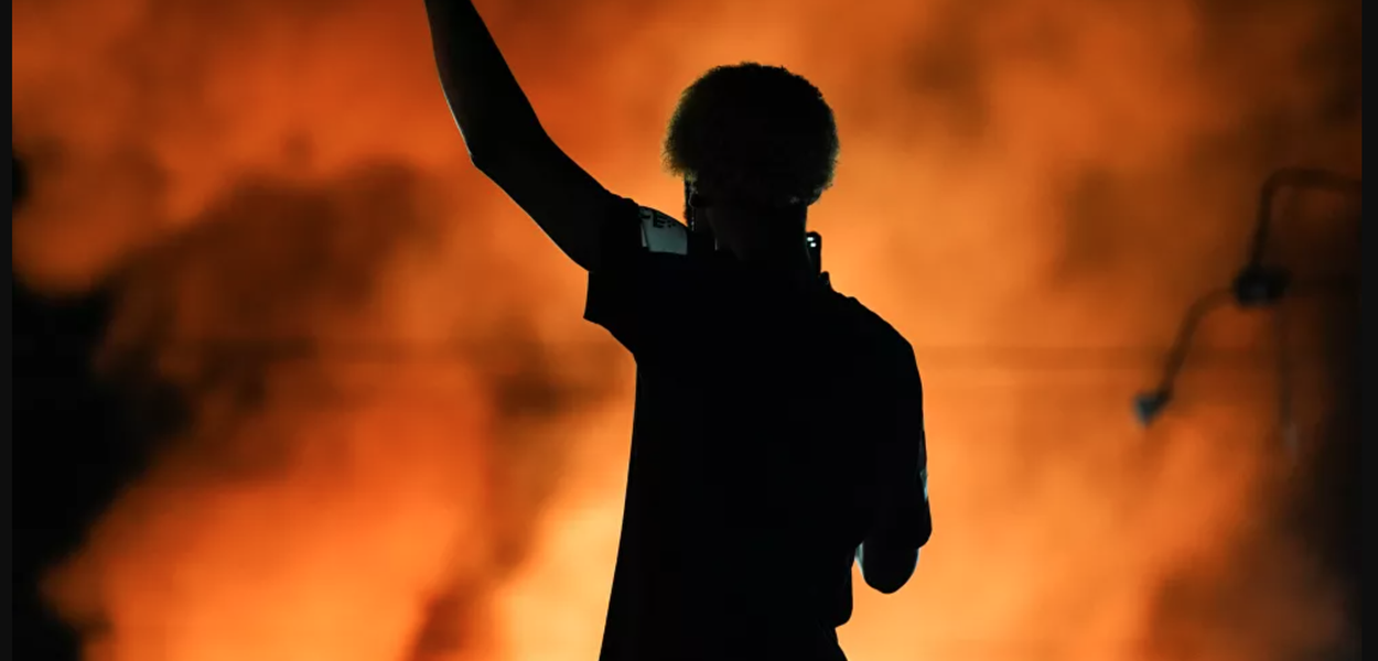 (Foto: REUTERS / ELIJAH NOUVELAGE)