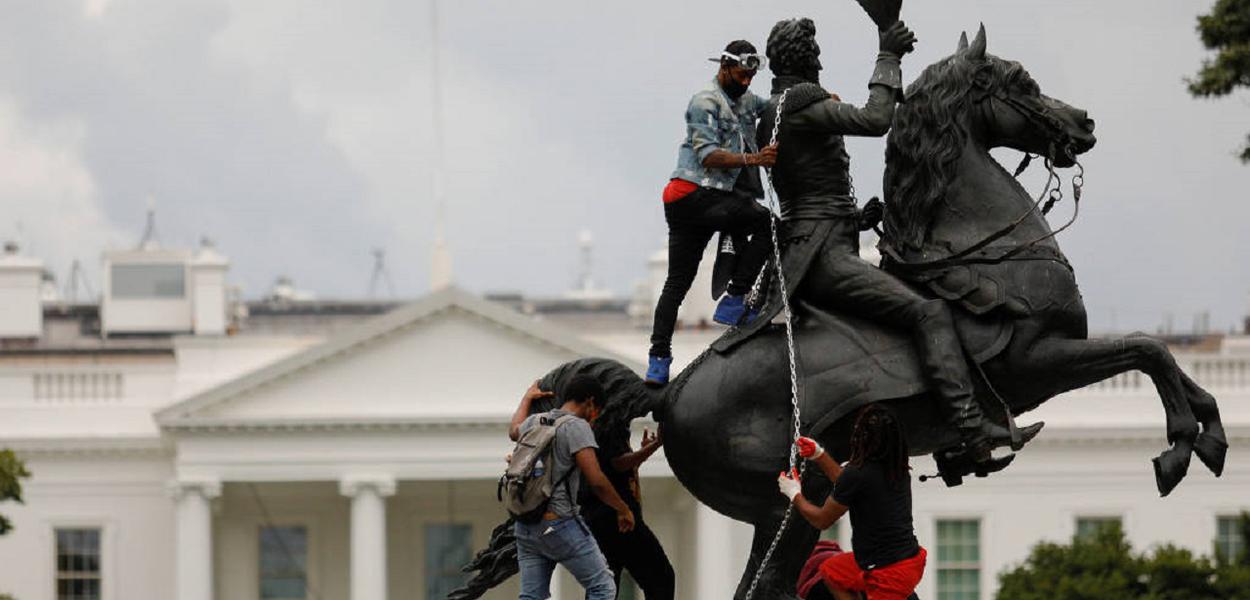 Estátua de Andrew Jackson (Foto: Tom Brenner - 22.jun.20/Reuters) Estátua de Andrew Jackson