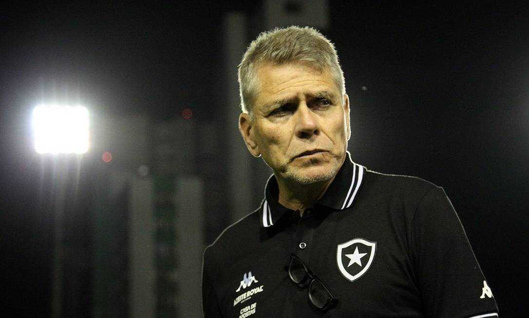 Técnico do Botafogo, Paulo Autuori. (Foto: Vitor Silva / Botafogo) Técnico do Botafogo, Paulo Autuori.