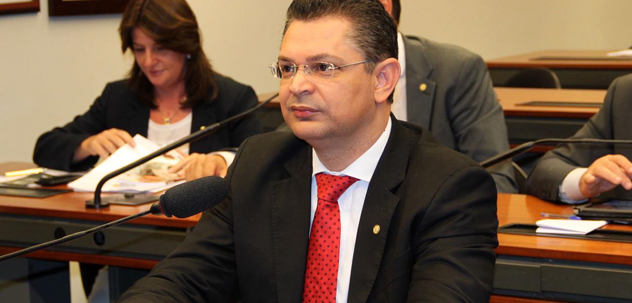Deputado Sóstenes Cavalcante (Foto: Roberta Namour) Deputado Sóstenes Cavalcante