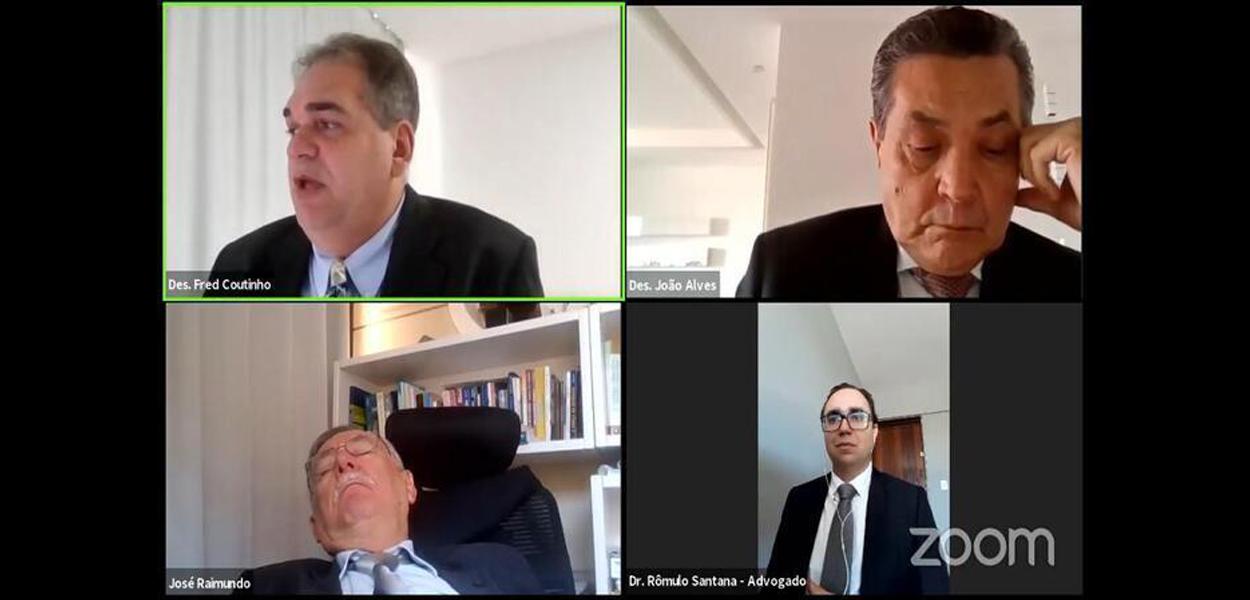 O procurador de Justiça José Raimundo cochilando (Foto: Reprodução) O procurador de Justiça José Raimundo cochilando
