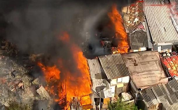Incêndio na região de Santana, em São Paulo (Foto: Reprodução) Incêndio na região de Santana, em São Paulo