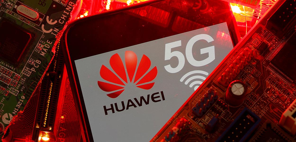 Mourão considera difícil banir a Huawei do leilão de 5G. (Foto: REUTERS/Dado Ruvic) Mourão considera difícil banir a Huawei do leilão de 5G.