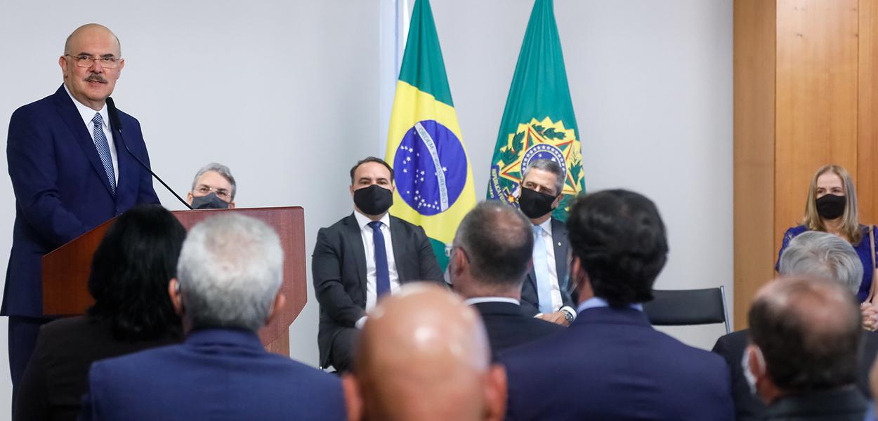 (Brasília - DF, 16/07/2020) Solenidade de Posse do senhor Milton Ribeiro, Ministro de Estado da Educação (videoconferência). (Foto: Isac Nóbrega/PR) (Brasília - DF, 16/07/2020) Solenidade de Posse do senhor Milton Ribeiro, Ministro de Estado da Educação (videoconferência).