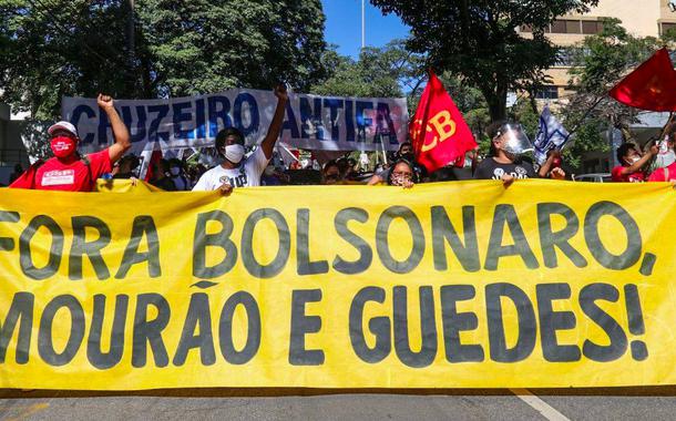 Manifestação contra Bolsonaro (Foto: Luis Rocha/Mídia NINJA) Manifestação contra Bolsonaro
