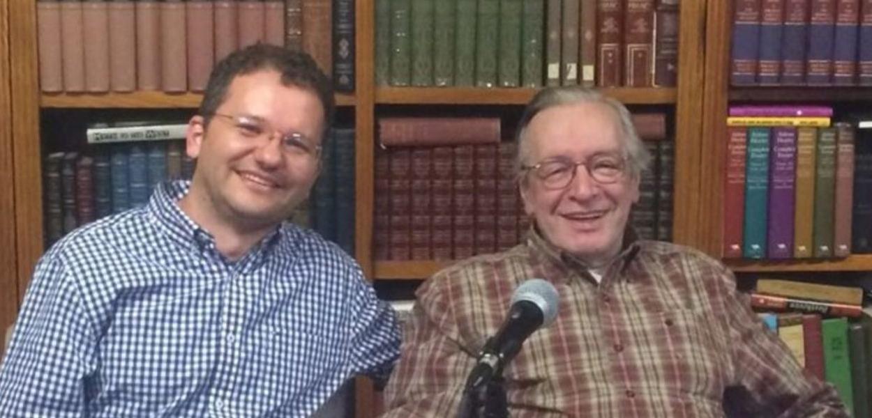 Carlos Nadalim e Olavo de Carvalho (Foto: Reprodução/Facebook) Carlos Nadalim e Olavo de Carvalho