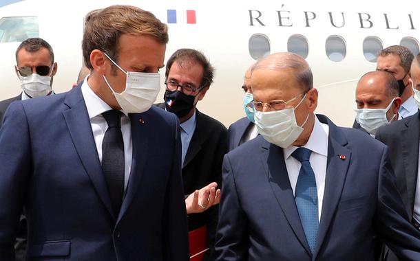 Presidente da França Emmanuel Macron é recebido pelo presidente do Líbano Michel Aoun (Foto: Reuters) Presidente da França Emmanuel Macron é recebido pelo presidente do Líbano Michel Aoun