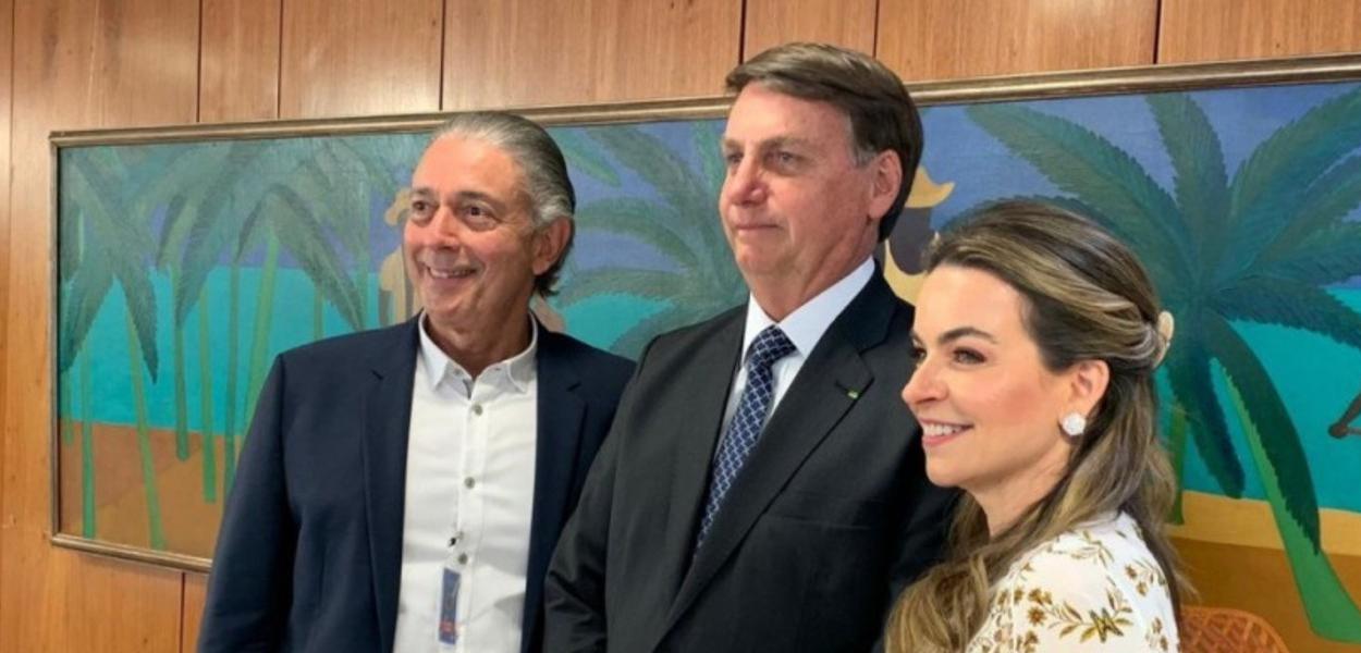 Afrânio Barreira, Jair Bolsonaro e Daniela Barreira (Foto: Divulgação) www.brasil247.com - Afrânio Barreira, Jair Bolsonaro e Daniela Barreira