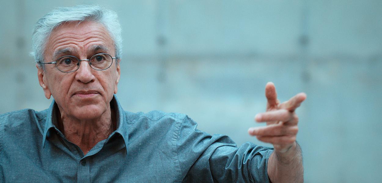 Caetano Veloso em “Narciso em Férias” (Foto: Reprodução) Caetano Veloso em “Narciso em Férias”