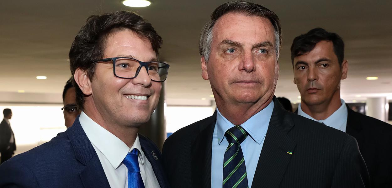 Mário Frias e Jair Bolsonaro (Foto: MARCOS CORRÊA/PR) Mário Frias e Jair Bolsonaro