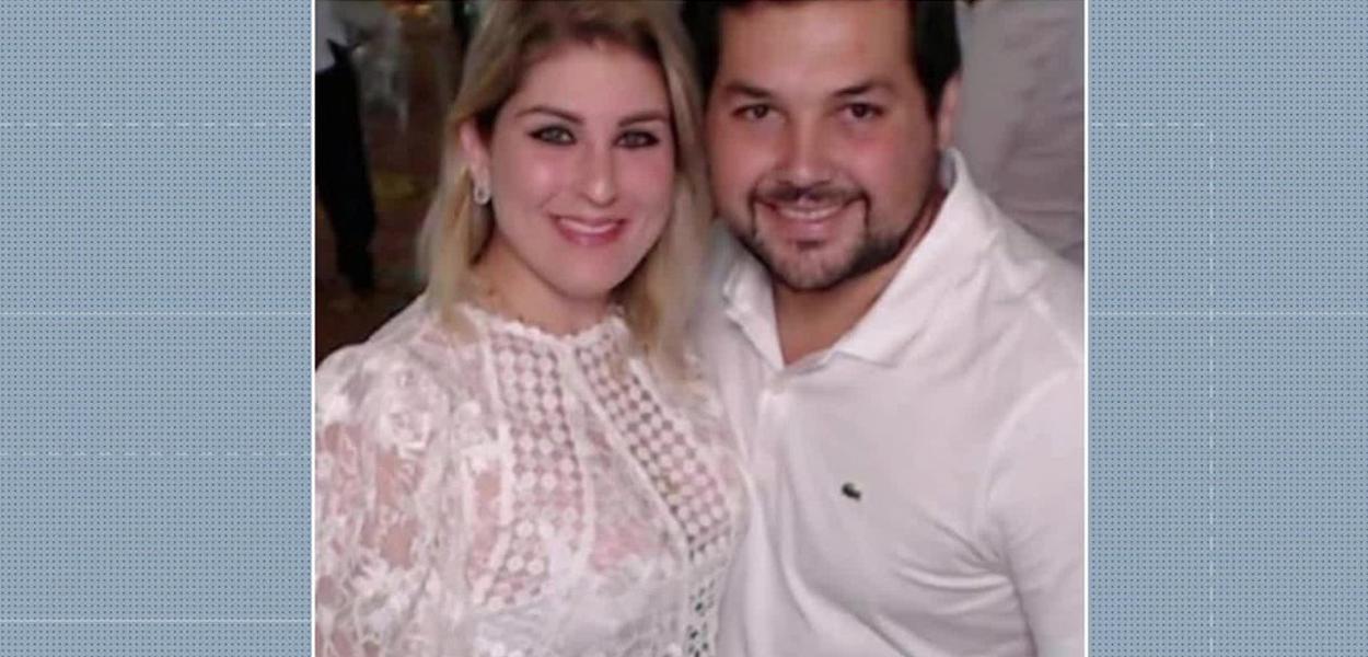Sari e Sérgio Hacker (Foto: Reprodução) Sari e Sérgio Hacker